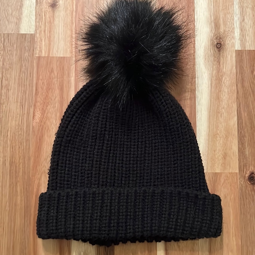 Treasure & Bond Cable Knit Beanie